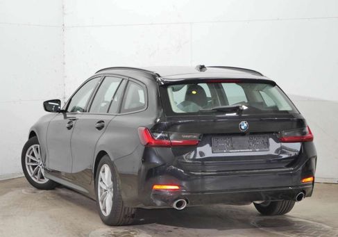 BMW 318, 2024 3