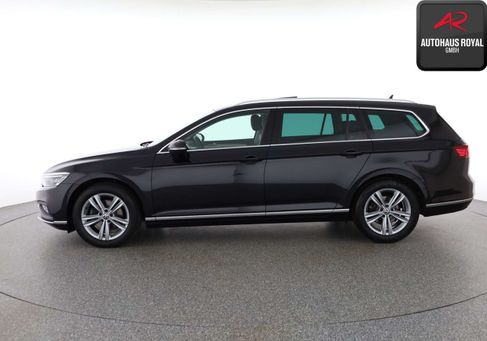 Volkswagen Passat, 2023