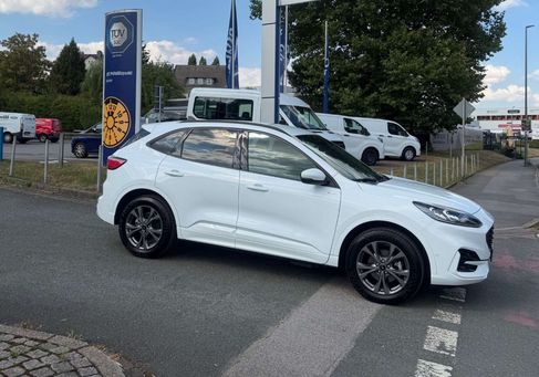 Ford Kuga, 2022
