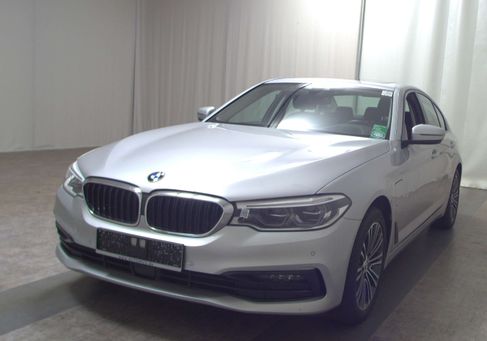 BMW 530, 2019