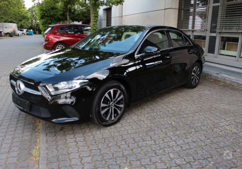 Mercedes-Benz A 200, 2022