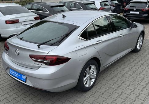 Opel Insignia, 2019 3