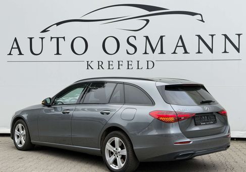 Mercedes-Benz C 300, 2022