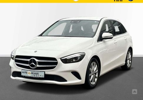 Mercedes-Benz B 180, 2020