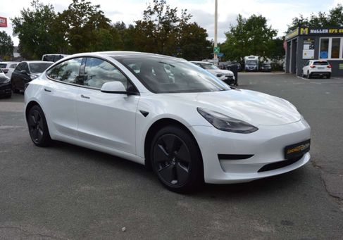 Tesla Model 3, 2021 3