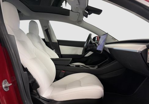 Tesla Model 3, 2019
