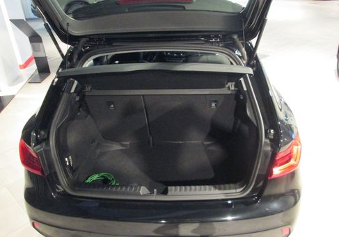 Audi A1, 2022