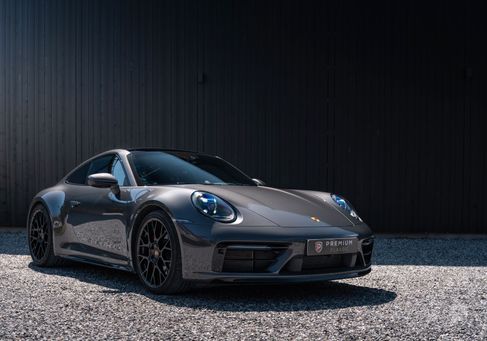 Porsche 911, 2023