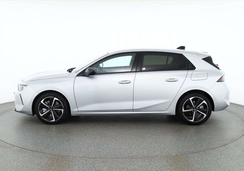 Opel Astra, 2023