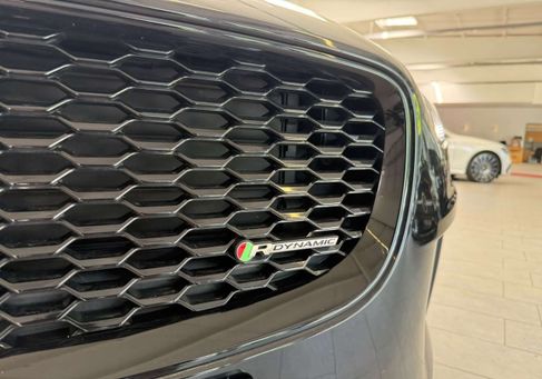 Jaguar E-Pace, 2019