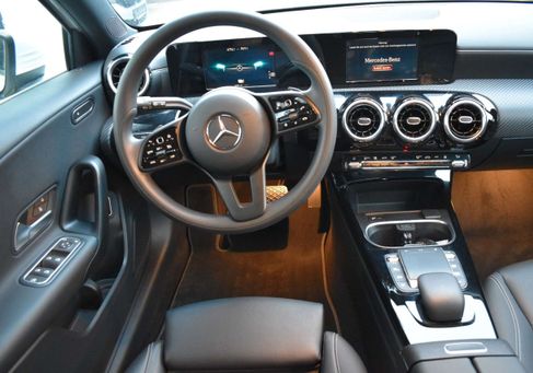 Mercedes-Benz A 250, 2021