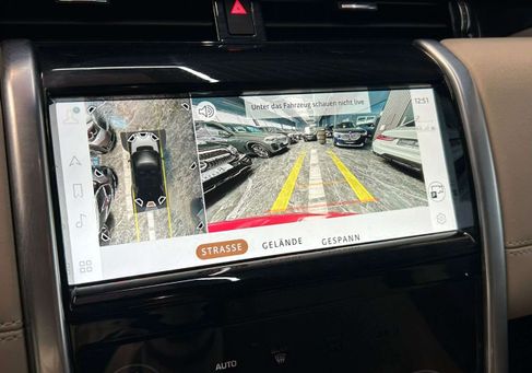 Land Rover Discovery, 2021 3