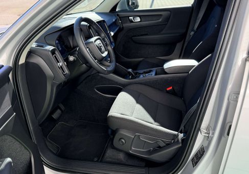 Volvo XC40, 2022 3