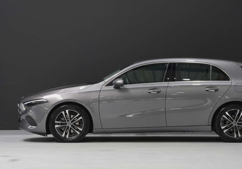 Mercedes-Benz A 180, 2025