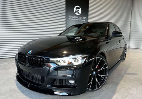 BMW 330, 2019