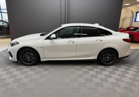 BMW 220, 2022 3