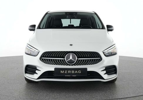Mercedes-Benz B 250, 2022