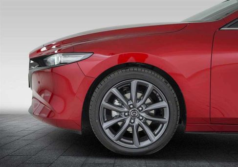 Mazda 3, 2025