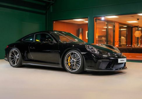 Porsche, 2018