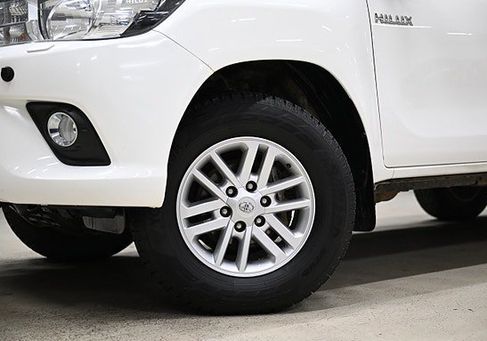 Toyota Hilux, 2017