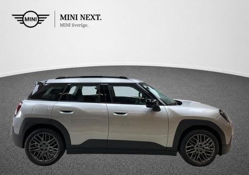 MINI, 2025