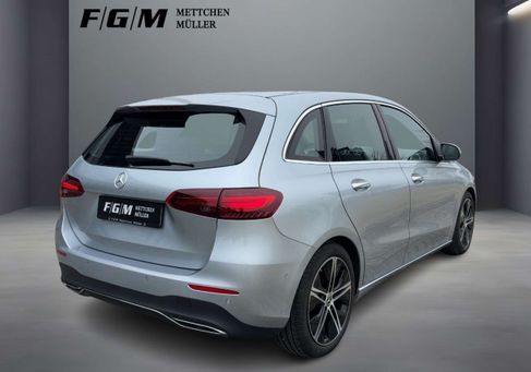 Mercedes-Benz B 200, 2024