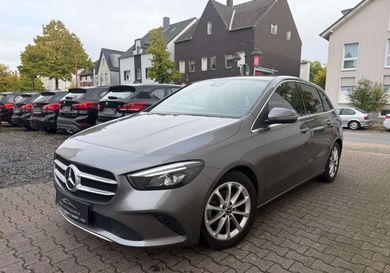 Mercedes-Benz B 180, 2020