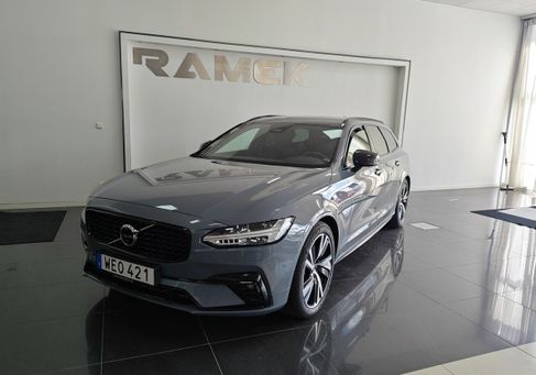Volvo V90, 2022