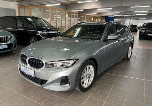 BMW 318, 2023