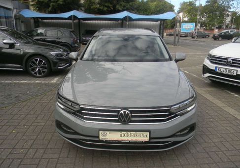 Volkswagen Passat Variant, 2023 3
