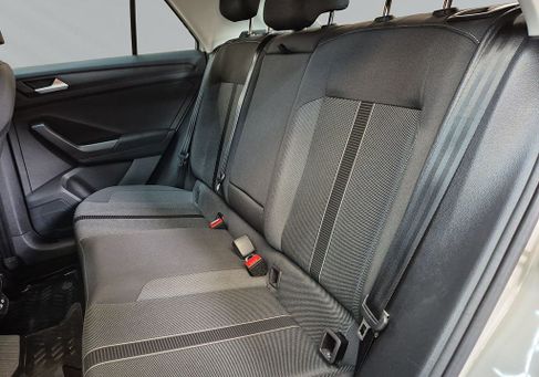 Volkswagen T-Roc, 2022