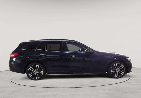 Mercedes-Benz C 300, 2022 3