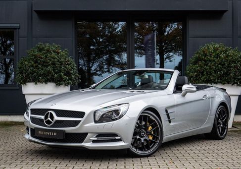 Mercedes-Benz SL Klasė, 2015