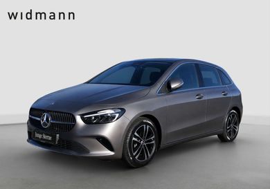 Mercedes-Benz B 180, 2025