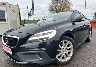 Volvo V40, 2019
