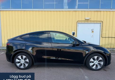 Tesla Model Y, 2023 2