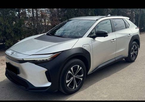 Toyota bZ4X, 2023