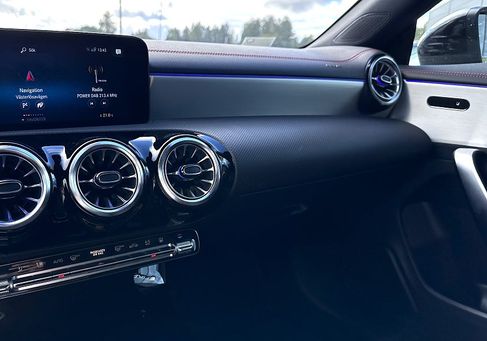 Mercedes-Benz CLA 250, 2023 2