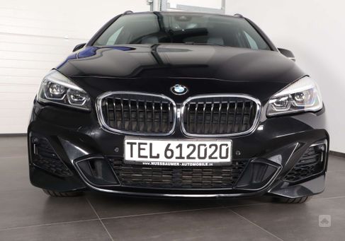 BMW 225, 2019