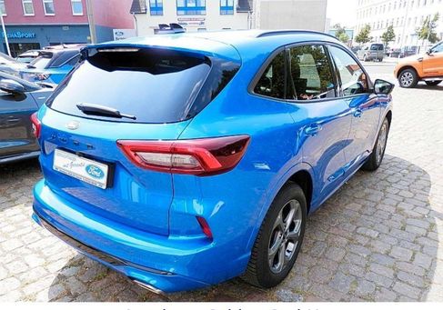 Ford Kuga, 2025
