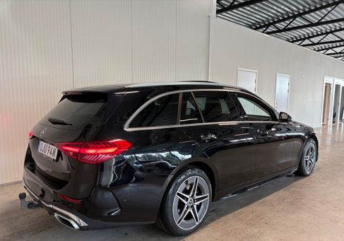 Mercedes-Benz C 300, 2022
