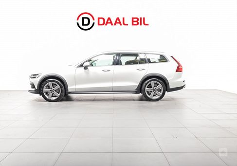 Volvo V60 Cross Country, 2020