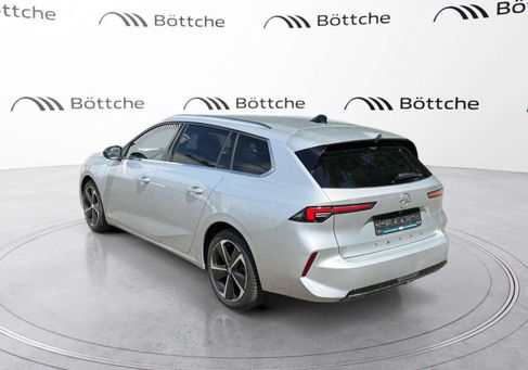 Opel Astra, 2022