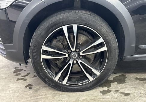 Volvo V90 Cross Country, 2018