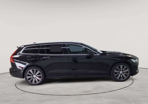 Volvo V60, 2021