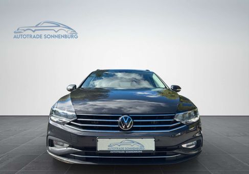 Volkswagen Passat Variant, 2023
