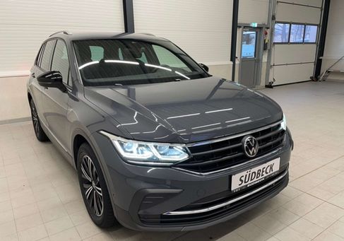 Volkswagen Tiguan, 2022