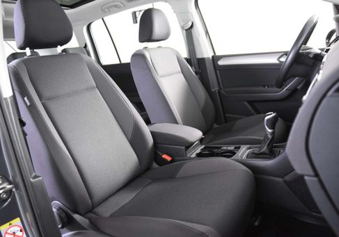 Volkswagen Touran, 2021 3