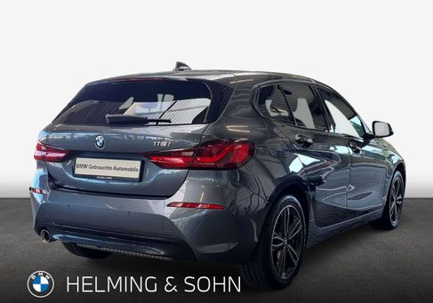 BMW 118, 2021