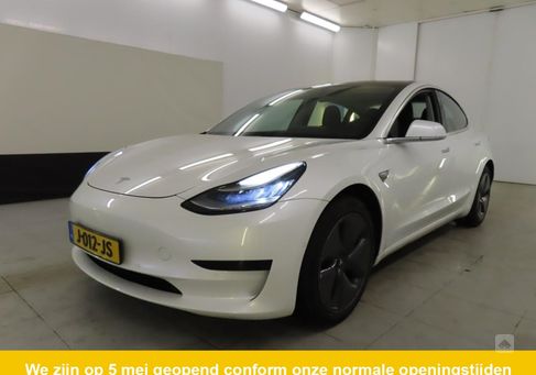 Tesla Model 3, 2020
